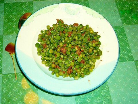 豌豆豆と豚挽肉の醤油麹煮込み